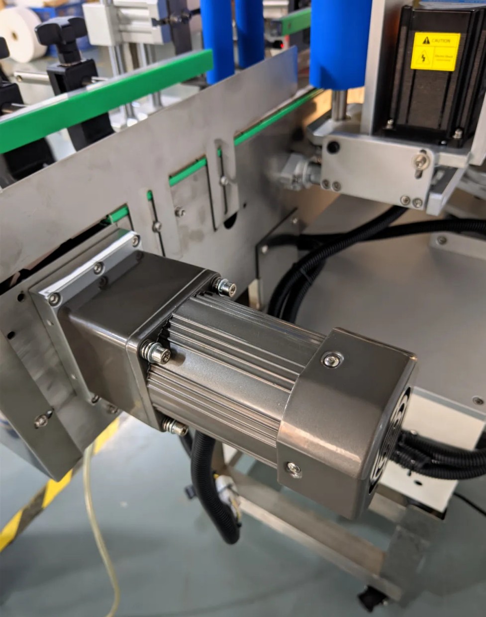 Desktop Round Bottle Labeling Machine