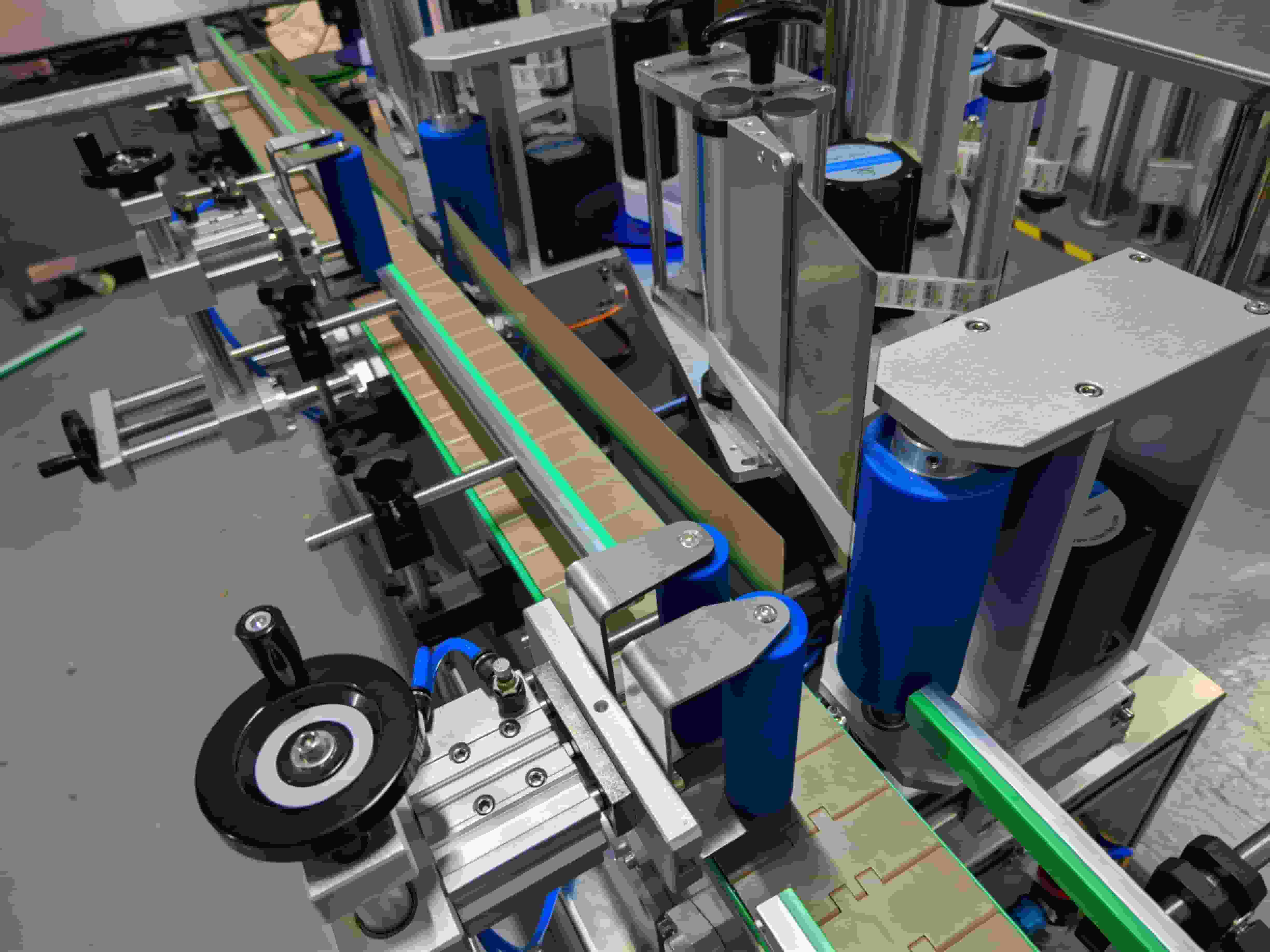 Double-Sided Labeling Machine